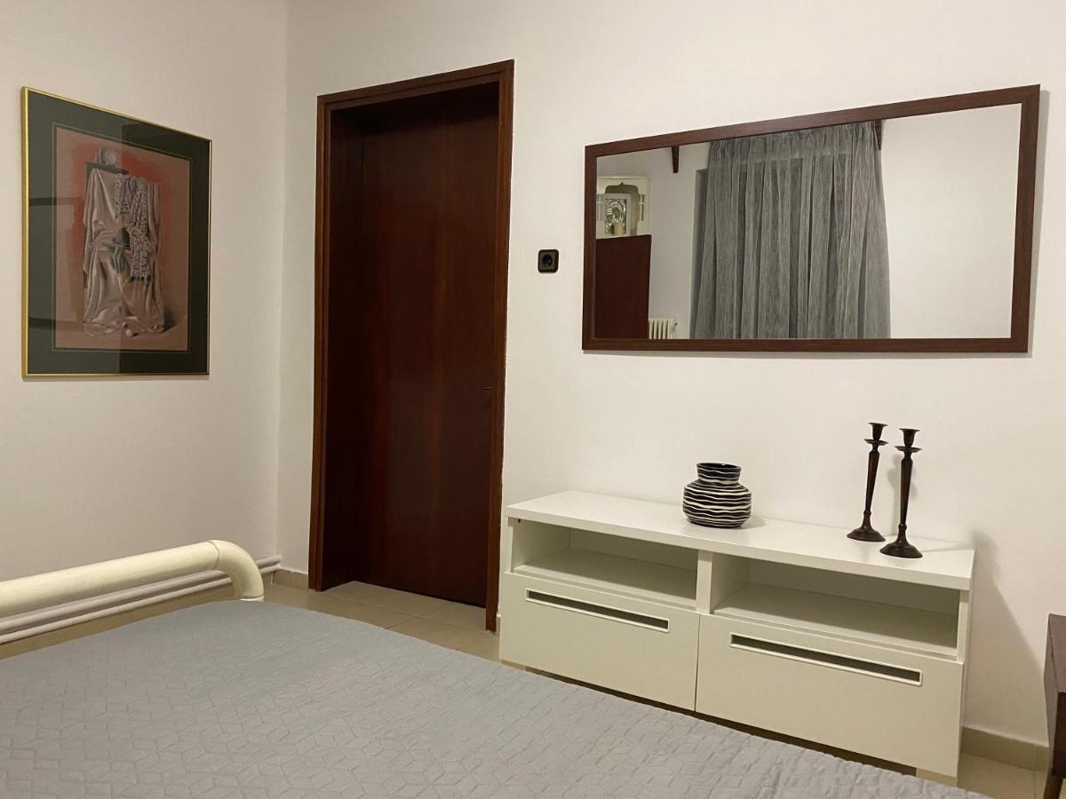 Sarakinas Country house